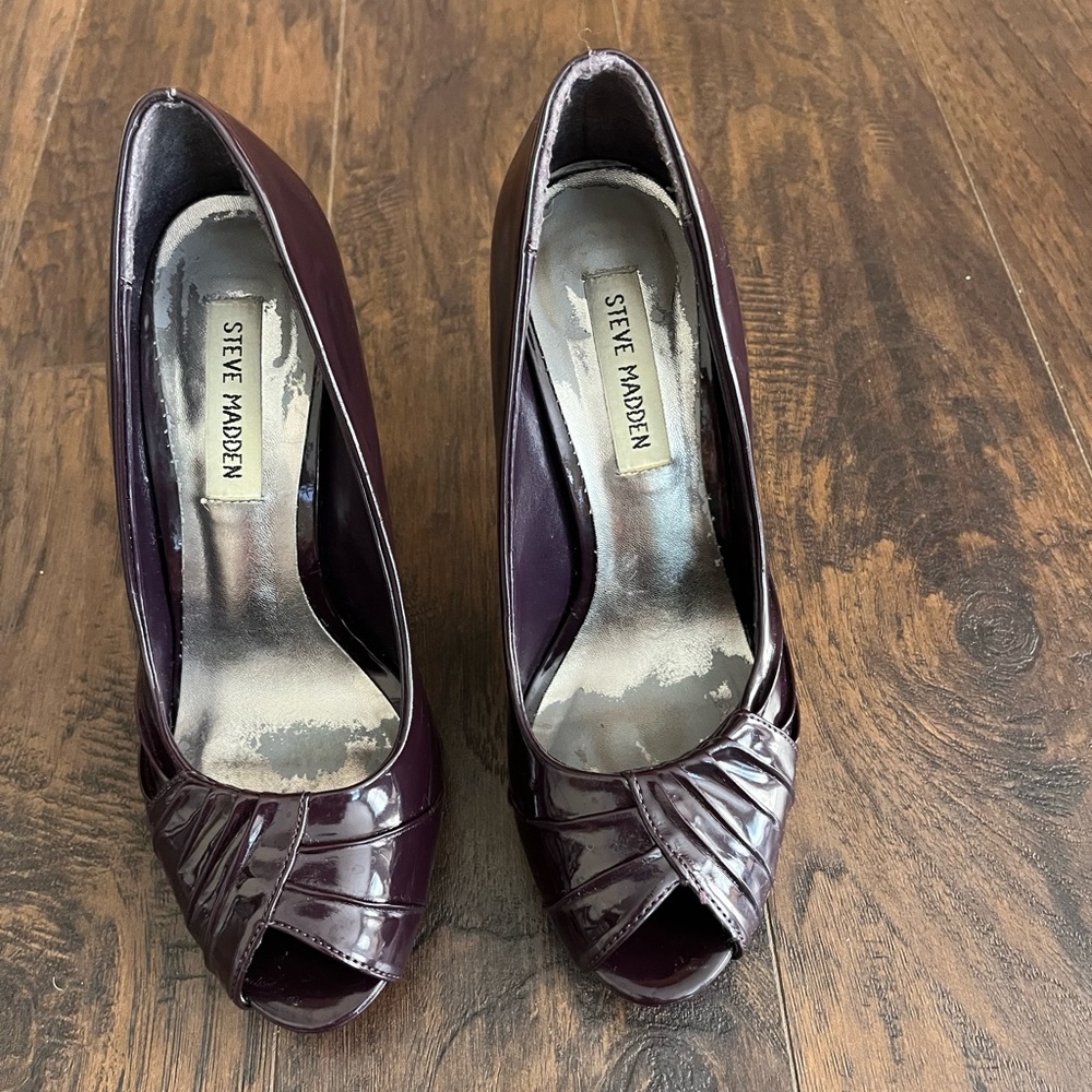 Steve Madden open toe purple heels.